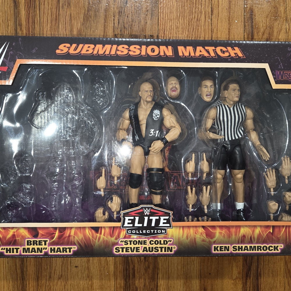 WWE Elite Submission Match Figures - Black and White
